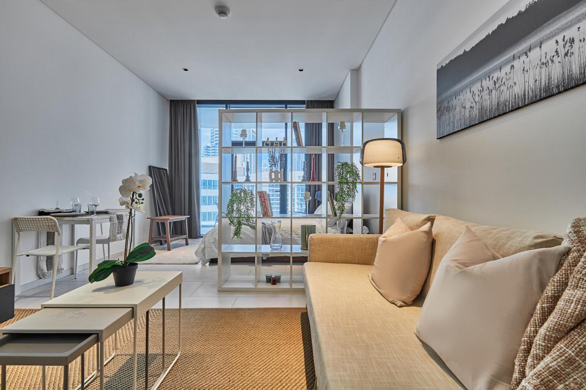 Luxury Studios With Burj Khalifa Or Canal View In Downtown - Marquise Square Tower 두바이 외부 사진