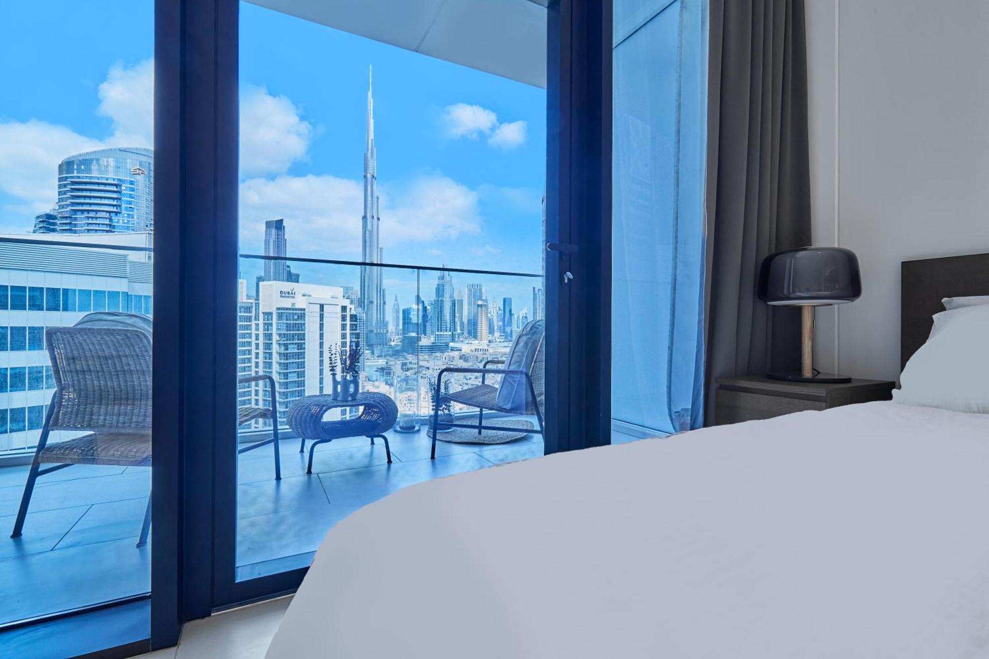 Luxury Studios With Burj Khalifa Or Canal View In Downtown - Marquise Square Tower 두바이 외부 사진