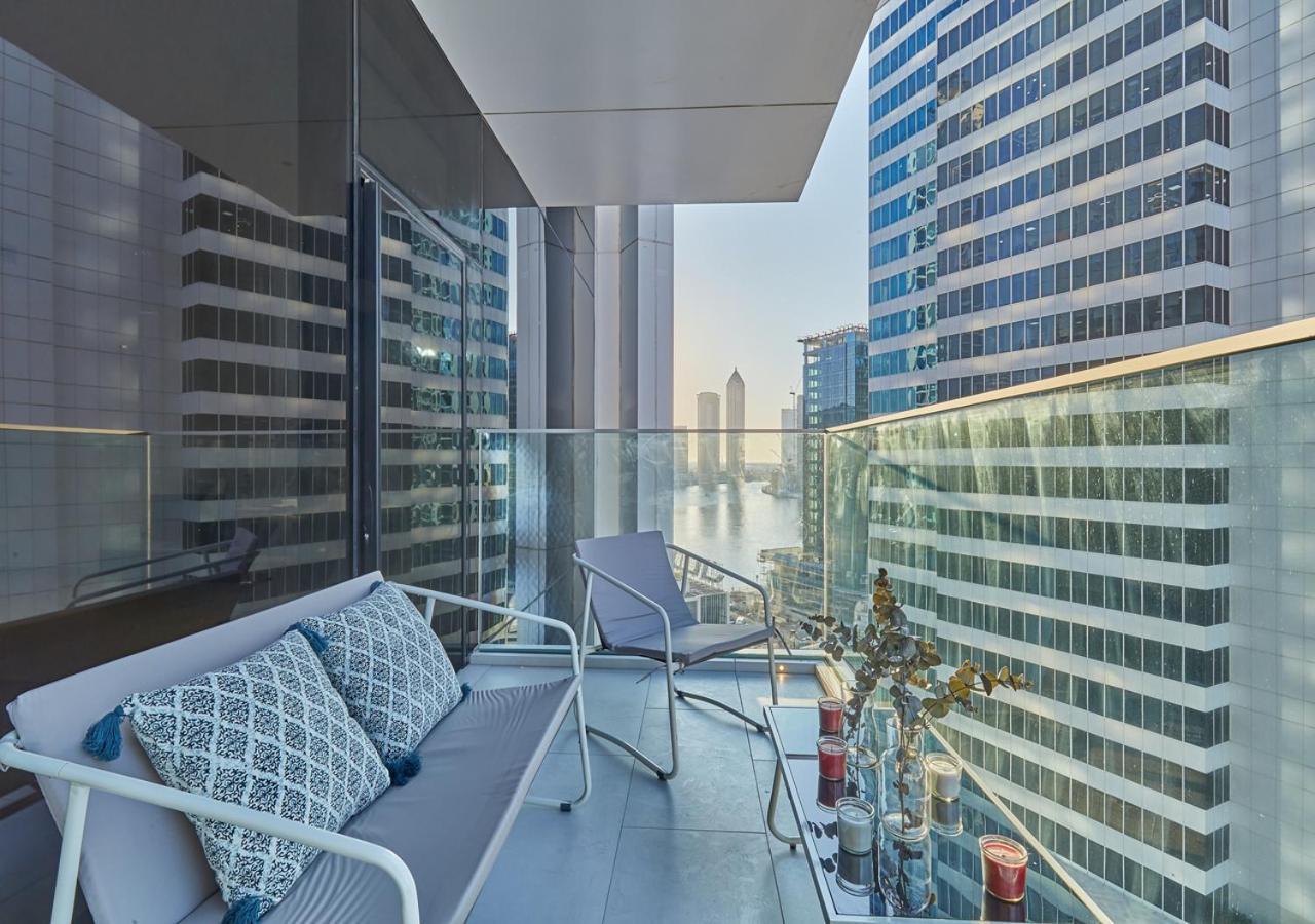 Luxury Studios With Burj Khalifa Or Canal View In Downtown - Marquise Square Tower 두바이 외부 사진