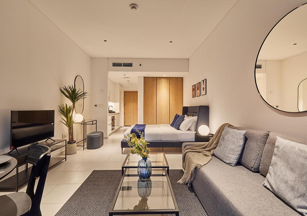 Luxury Studios With Burj Khalifa Or Canal View In Downtown - Marquise Square Tower 두바이 외부 사진