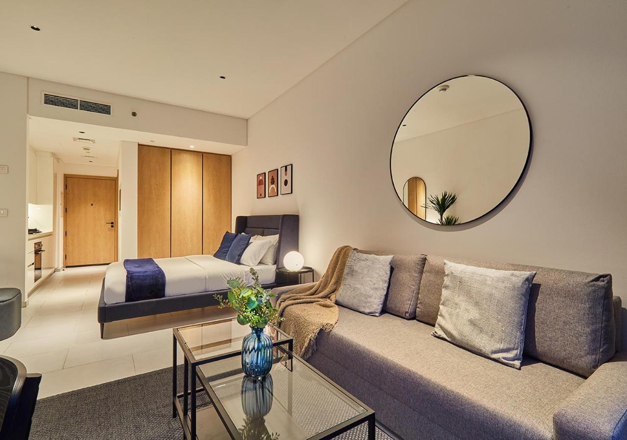 Luxury Studios With Burj Khalifa Or Canal View In Downtown - Marquise Square Tower 두바이 외부 사진