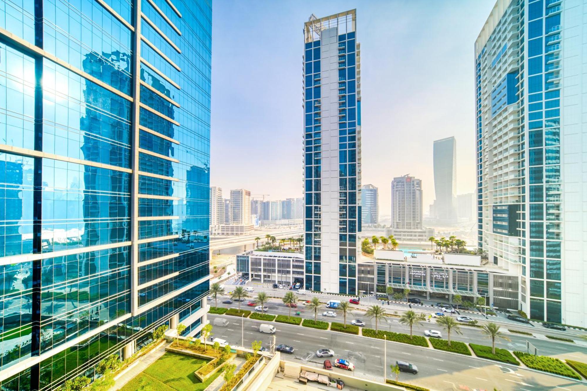 Luxury Studios With Burj Khalifa Or Canal View In Downtown - Marquise Square Tower 두바이 외부 사진