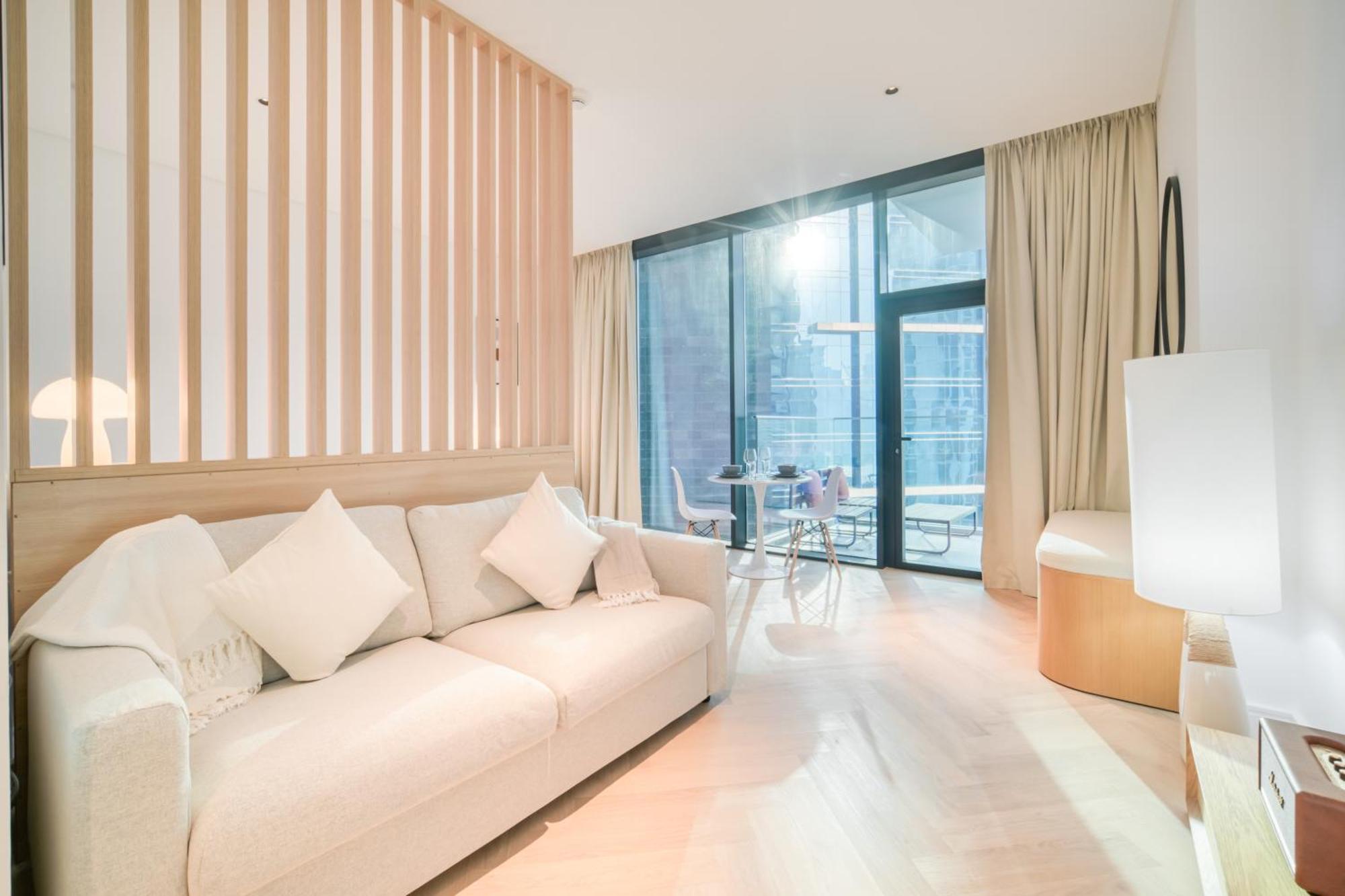 Luxury Studios With Burj Khalifa Or Canal View In Downtown - Marquise Square Tower 두바이 외부 사진