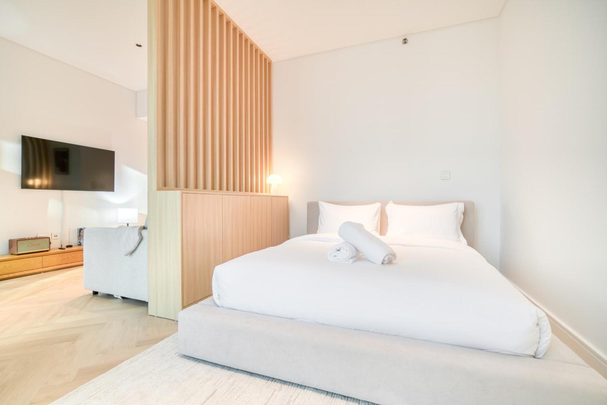 Luxury Studios With Burj Khalifa Or Canal View In Downtown - Marquise Square Tower 두바이 외부 사진
